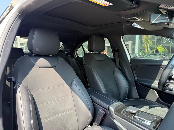Mercedes-Benz A-Class 2019 A 200 L — фото 18