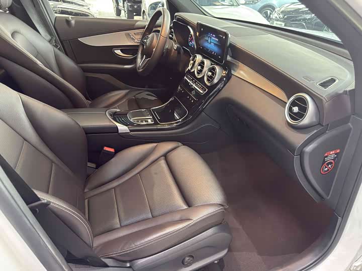 Mercedes-Benz GLC 2022 GLC 260 L 4 MATIC — фото 11