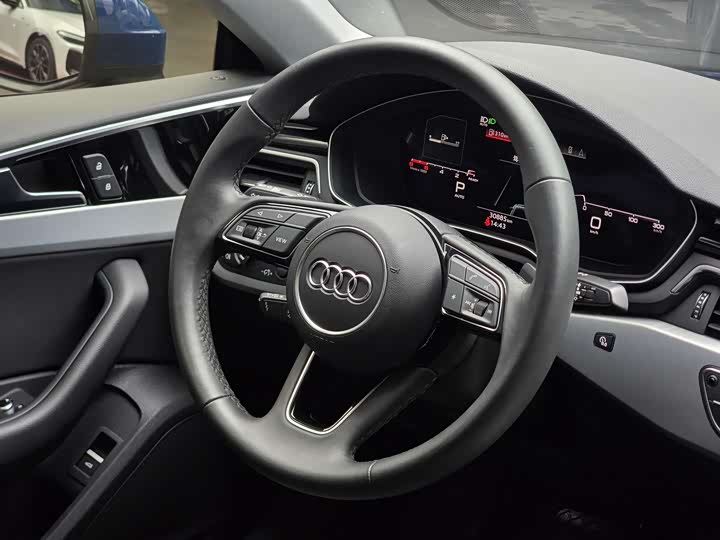 Audi A5 2023 Sportback 40 TFSI — фото 17