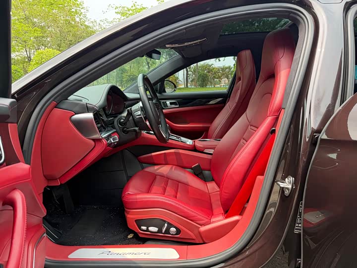 Porsche Panamera 2017 Panamera 3.0 T — фото 14
