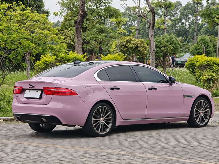 Jaguar XEL 2018 2.0 T 200 PS — фото 19