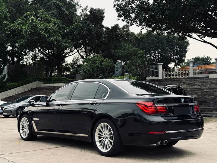 BMW 7-Series 2014 730 Li — фото 4