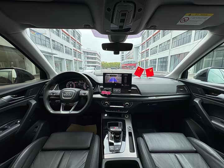 Audi Q5L 2022 40 T RS — фото 12