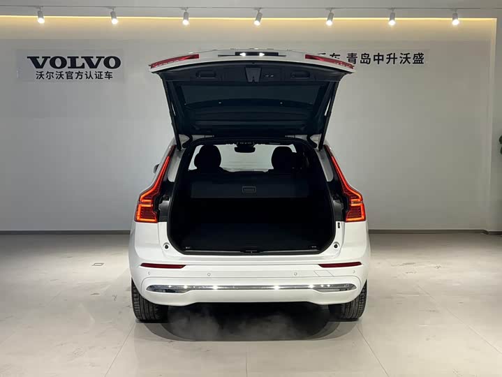 Volvo XC60 2025 B 5 4 WD — фото 5
