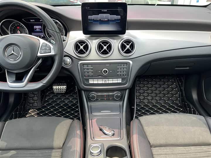 Mercedes-Benz CLA — фото 22