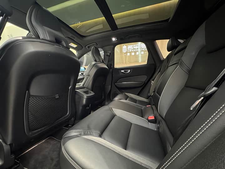 Volvo XC60 2020 T 5 4 WD — фото 10