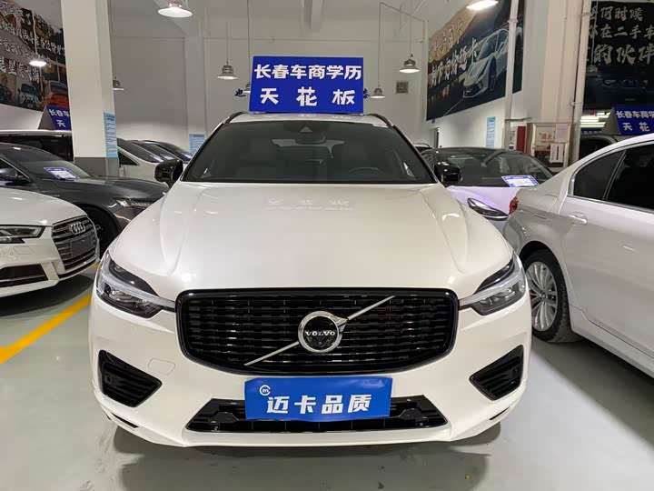 Volvo XC60 Hybrid 2021 T 8 E Hybrid — фото 2