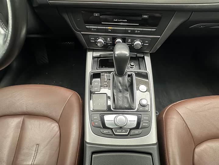 Audi A6L 2018 30 35 TFSI — фото 10
