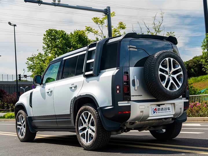 Land Rover Defender — фото 5