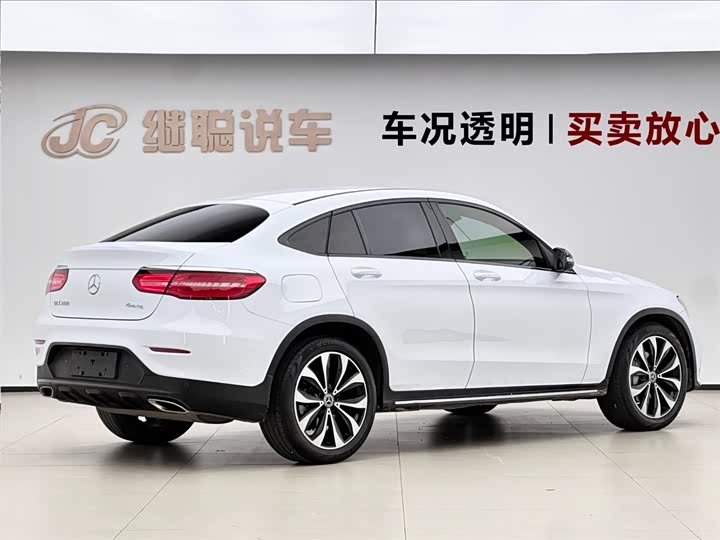 Mercedes-Benz GLC 2017 GLC 260 4 MATIC SUV — фото 5