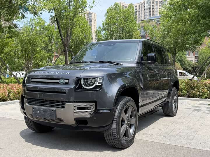 Land Rover Defender — фото 1
