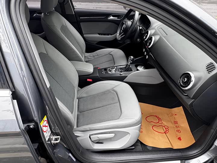 Audi A3 2018 30 Limousine 35 TFSI — фото 11