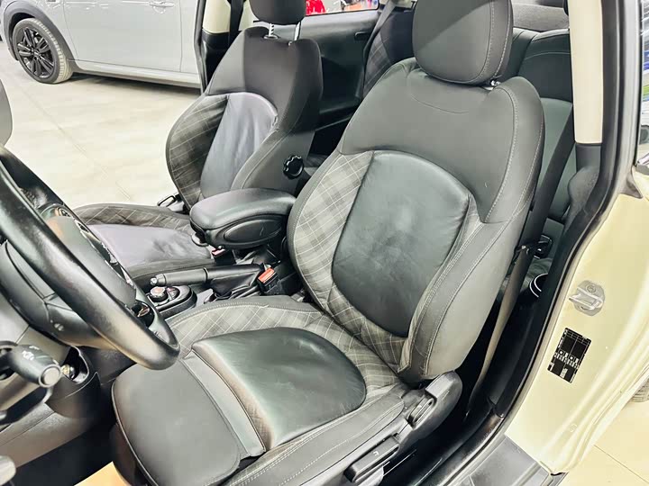 MINI Hatch — фото 17