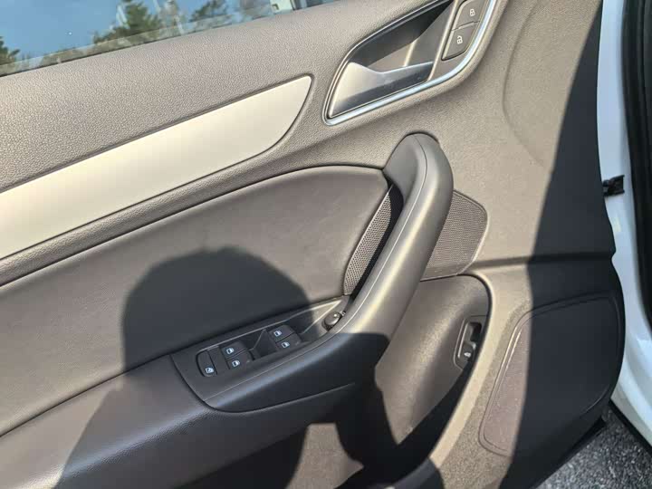 Audi Q3 2018 30 35 TFSI Sport — фото 24