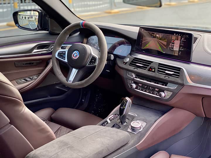 BMW 5-Series 2022 540i M — фото 19