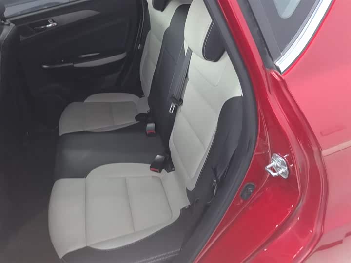 Changan CS35 2017 1.6 L ATLuxury — фото 17