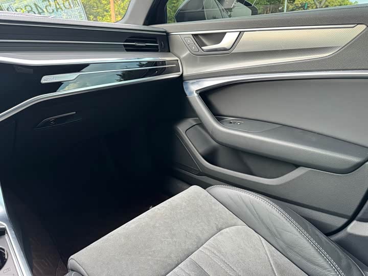 Audi A6L 40 TFSI люкс-динамик — фото 8