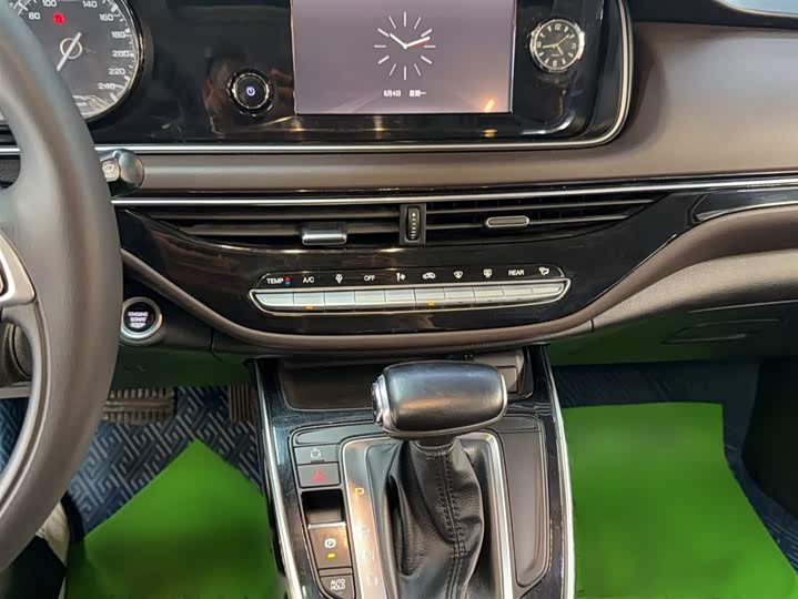 Trumpchi M6 2019 270 T DCT ( ) VI — фото 19