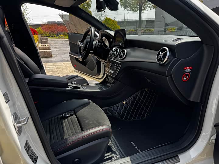 Mercedes-Benz CLA 2017 CLA 220 4 MATIC — фото 9