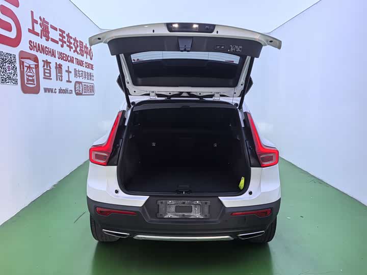Volvo XC40 2020 T 4 WD — фото 14