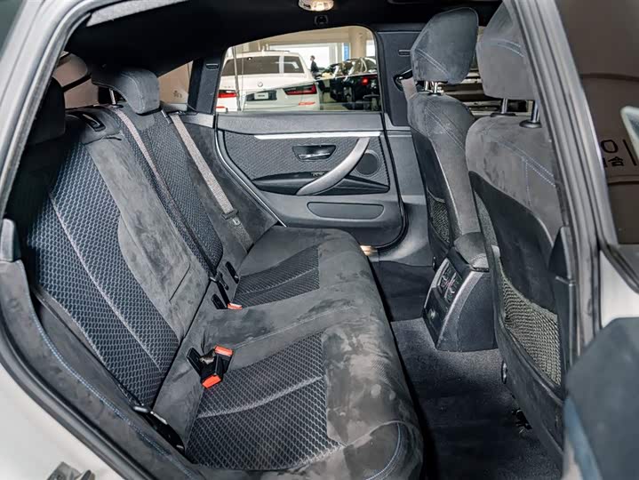 BMW 4-Series 2020 425i Gran Coupe M — фото 21