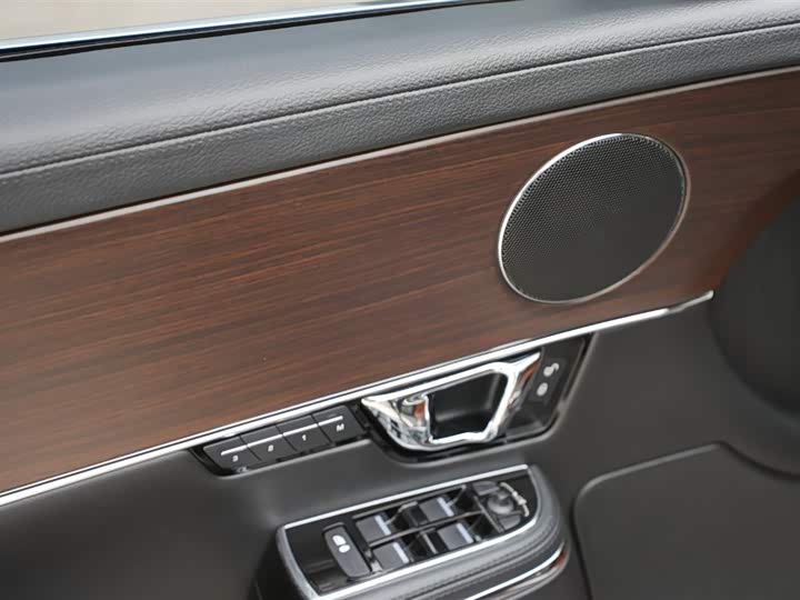 Jaguar XJ 2016 XJL 3.0 SC 2 WD — фото 14