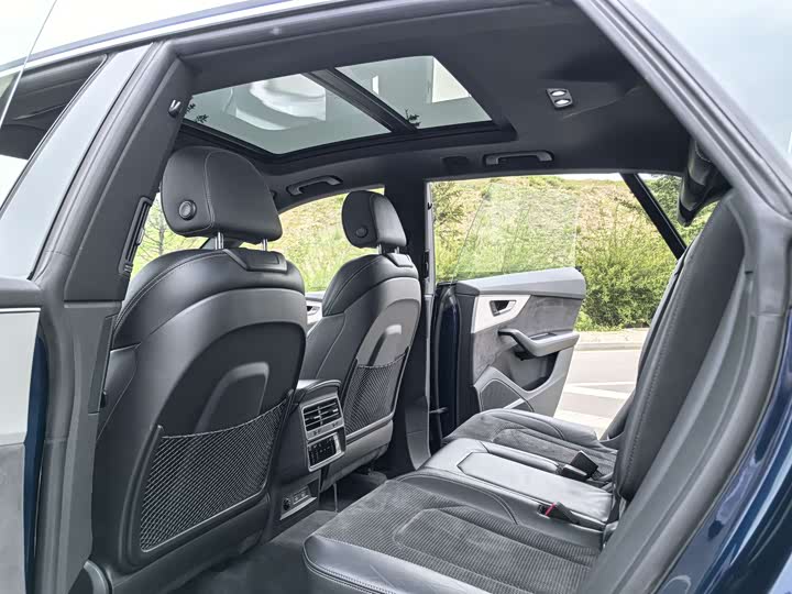 Audi Q8 2019 55 TFSI — фото 13