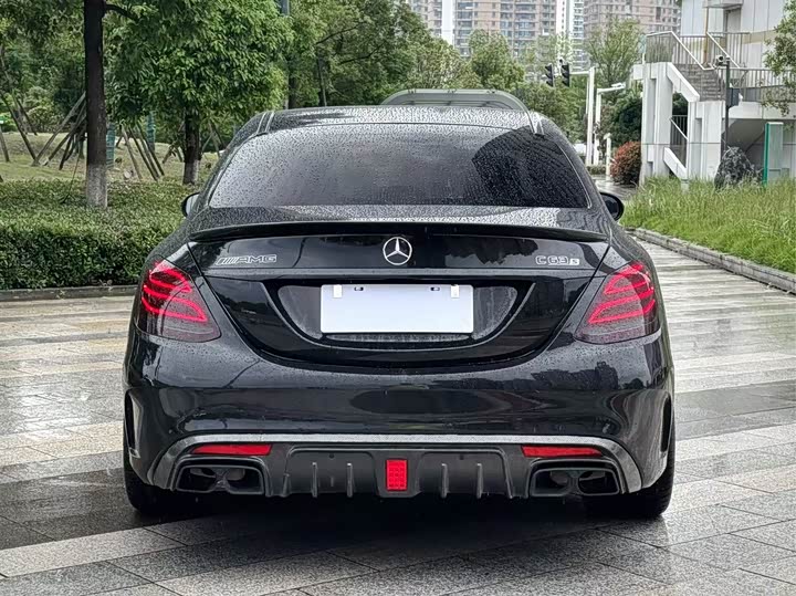 Mercedes-Benz C-Class 2017 AMG C 63 — фото 8