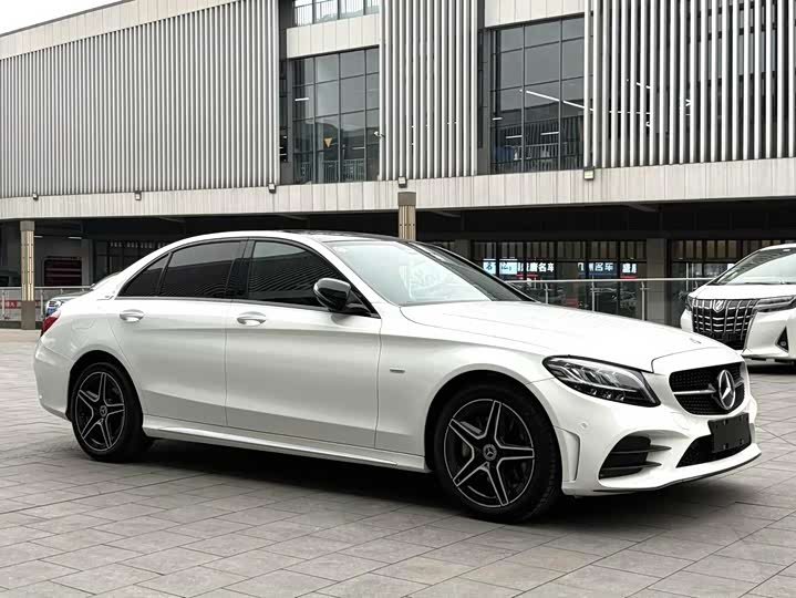 Mercedes-Benz C-Class C 260 L — фото 3