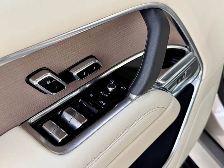Land Rover Range Rover — фото 10