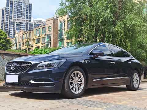 Buick LaCrosse — фото 11