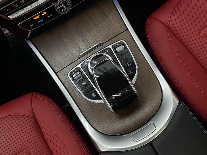 Mercedes-Benz G-Class 2023 G 500 — фото 18