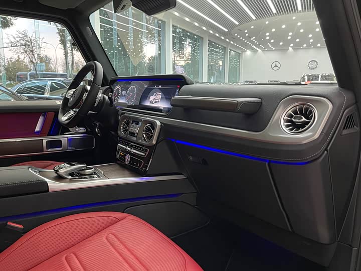 Mercedes-Benz G-Class 2023 G 500 — фото 19