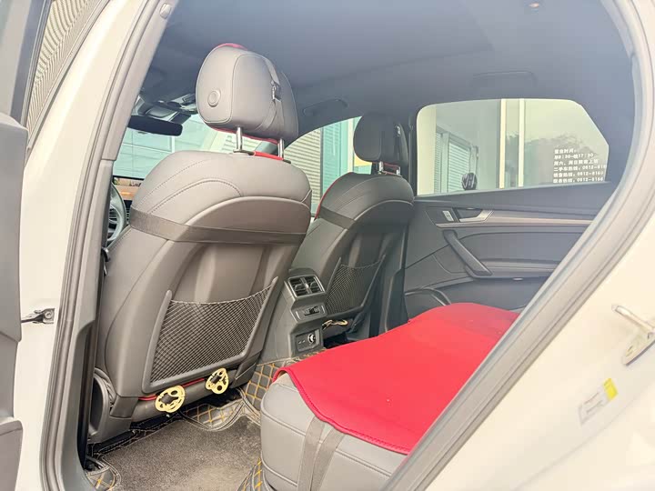 Audi Q5L Sportback 2024 40 TFSI Luxury — фото 10