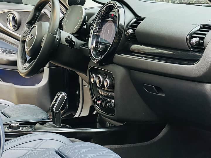 MINI Clubman — фото 13