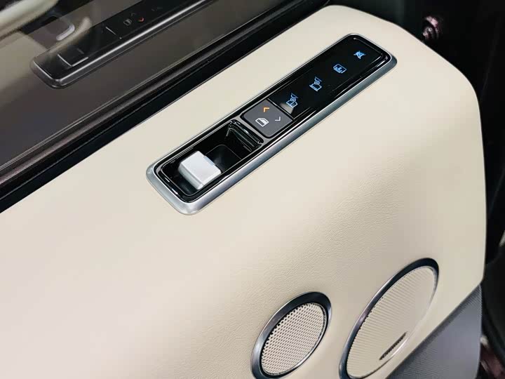 Land Rover Range Rover — фото 15