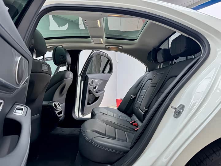 Mercedes-Benz C-Class 2019 C 260 L — фото 9