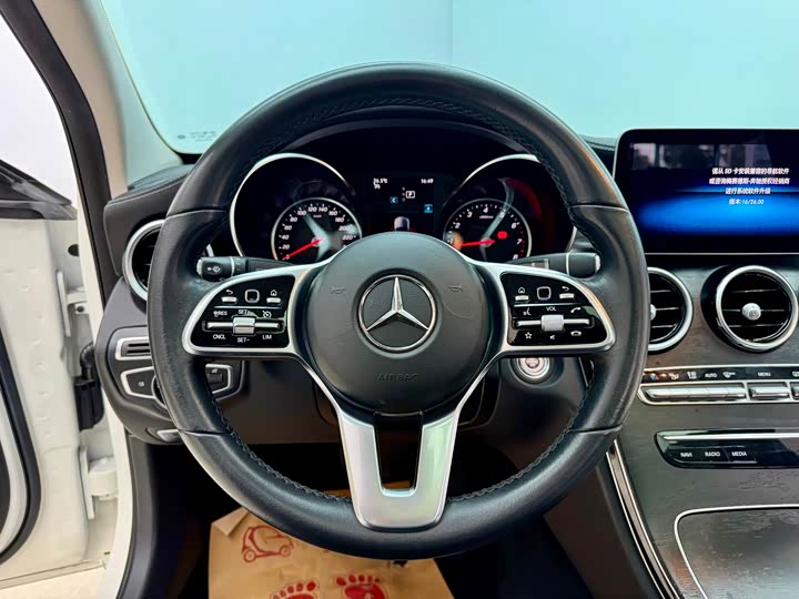 Mercedes-Benz C-Class 2019 C 260 L — фото 16