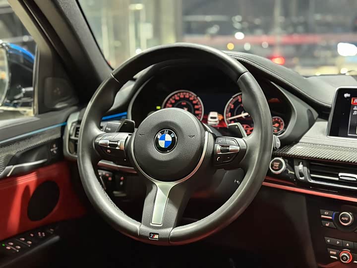 BMW X6 2017 x Drive 35i M Sport — фото 33