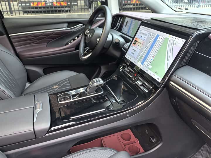 Trumpchi M8 2024 400 T — фото 9