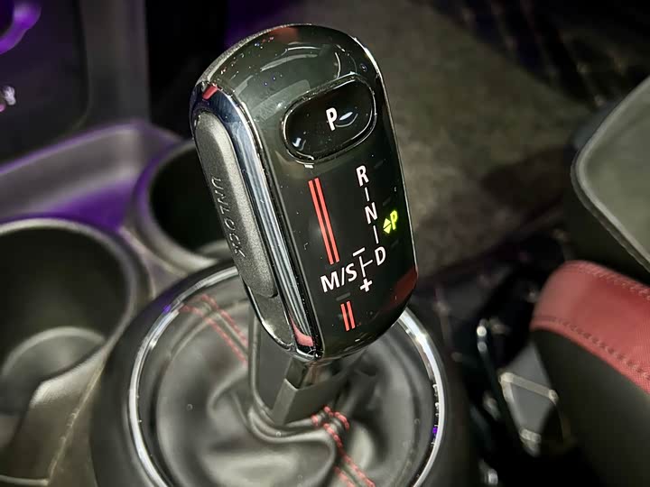 MINI Hatch — фото 16