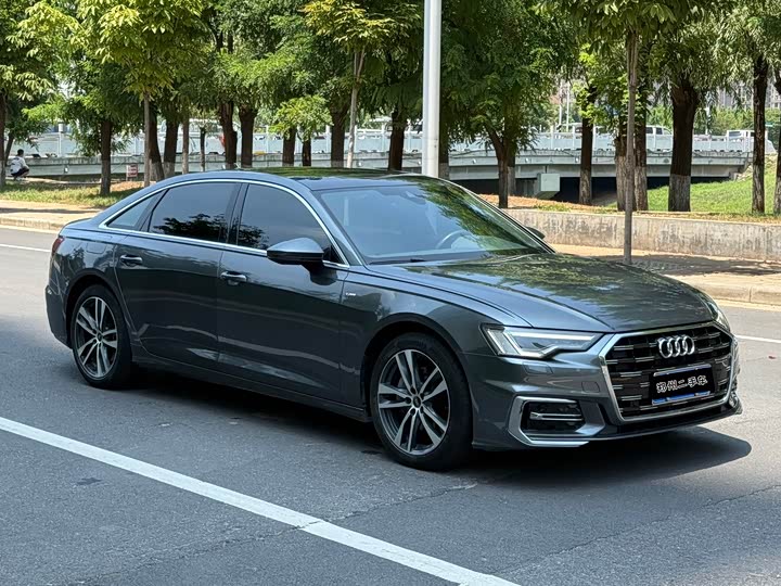 Audi A6L 40 TFSI люкс-динамик — фото 3
