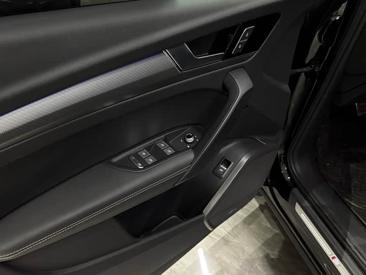 Audi Q5L 40 TFSI люкс-динамик — фото 8
