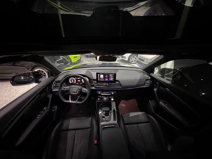 Audi Q5L 40 TFSI люкс-динамик — фото 19