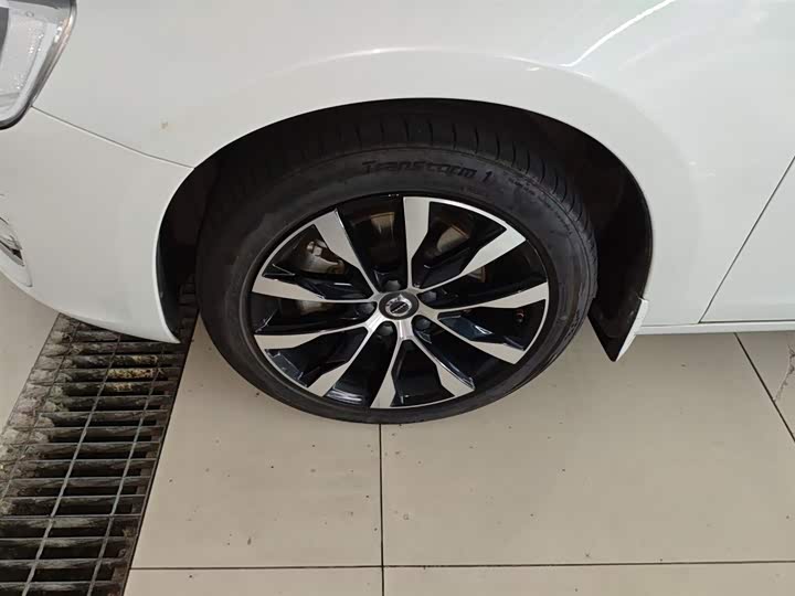 Volvo S60 2019 S 60 L T 5 — фото 23