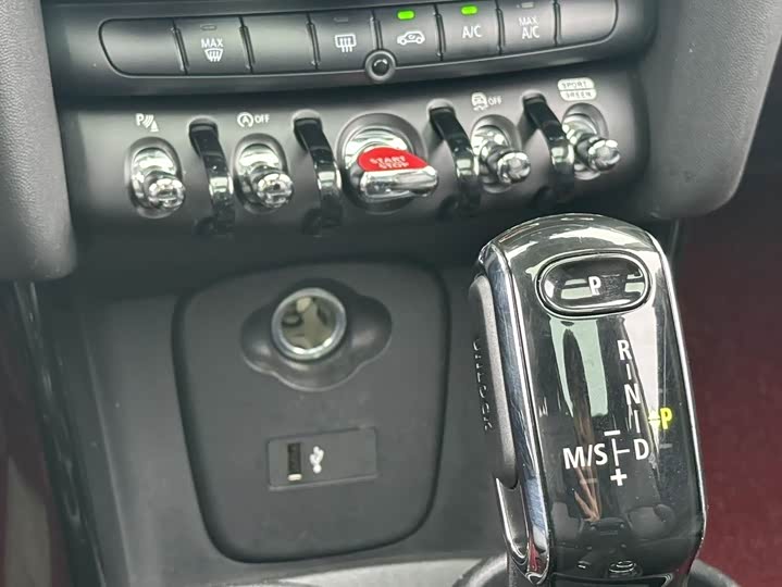 MINI Hatch — фото 10
