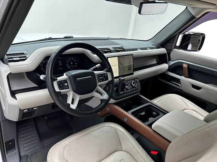 Land Rover Defender — фото 11