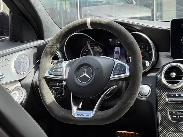 Mercedes-Benz C-Class 2017 AMG C 63 S — фото 4