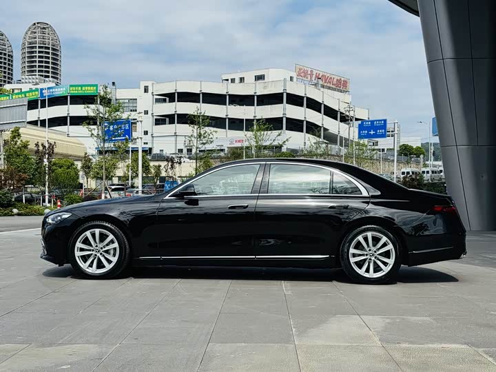 Mercedes-Benz S-Class 2024 S 400 L — фото 3