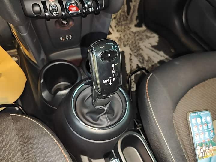 MINI Hatch — фото 13